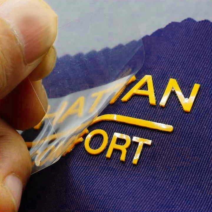 Custom clothes tags logo iron on clothin